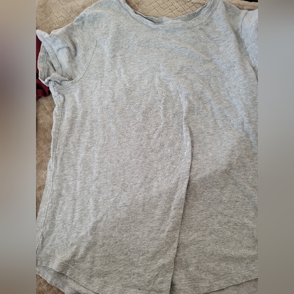 Old Navy Everywhere‎ Tee Bundle - Picture 5 of 7